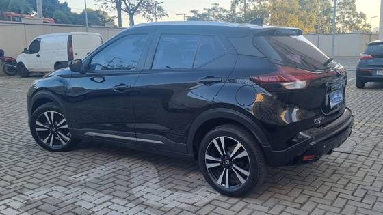 NISSAN KICKS 1.6 16V FLEXSTART ADVANCE XTRONIC